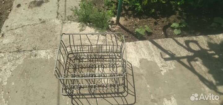 Ящик железный для молочных бутылок СССР