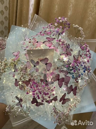 Букет из бабочек / Цифры на заказ
