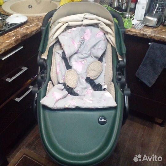 Подам коляску 3 в1