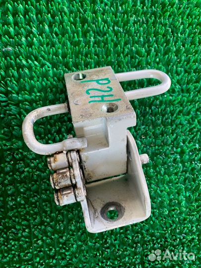 Петля двери передняя правая Porsche Cayenne 955