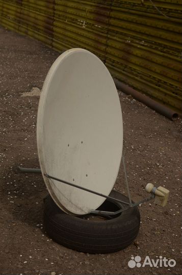 Спутниковая тарелка