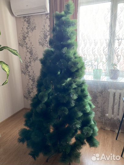 Елка искусственная 210