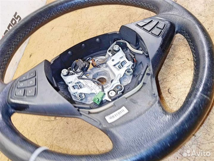 Руль BMW X3 E83 рест