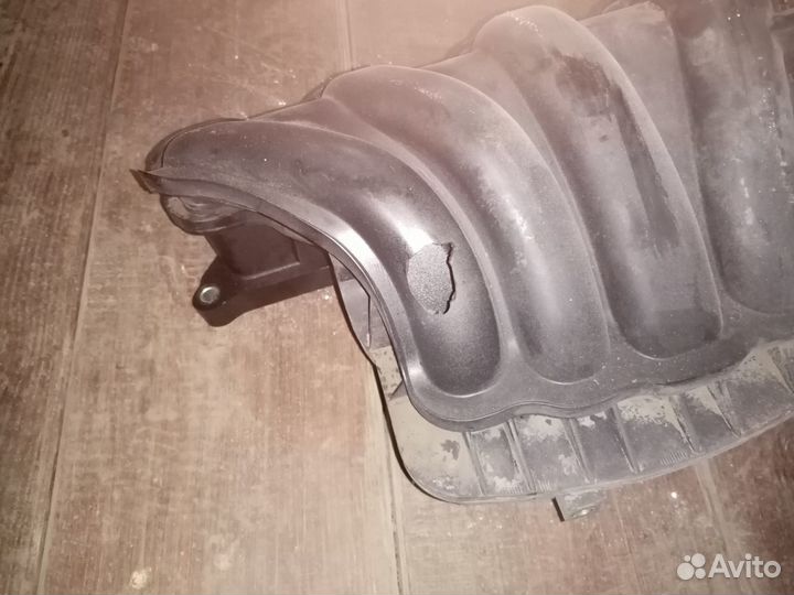 Впускной коллектор KIA RIO 2014 г