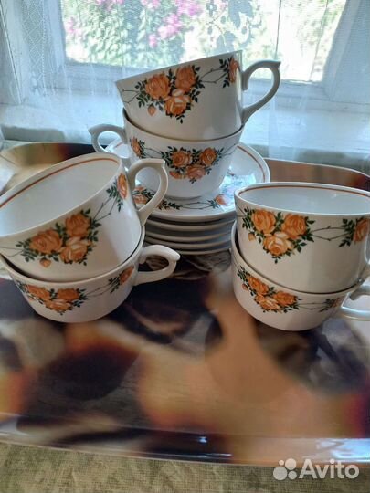 Противни, миски, чашки, блюда