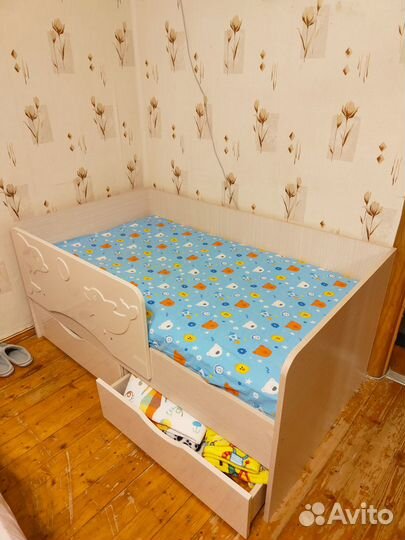 Продается кровать детская до 6-7 лет