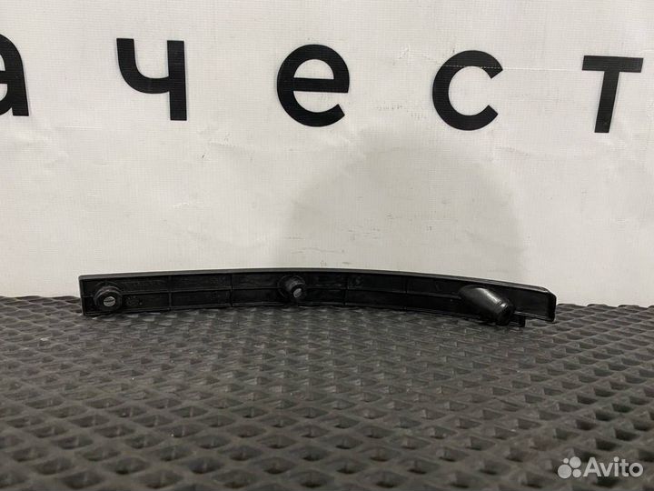 Панель уплотнительной резинки Volvo FH5 23544531