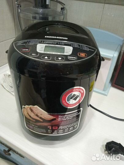 Хлебопечка новая