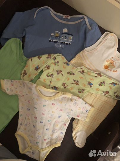 Большой пакет одежды на мальчика от 0-6 месяцев