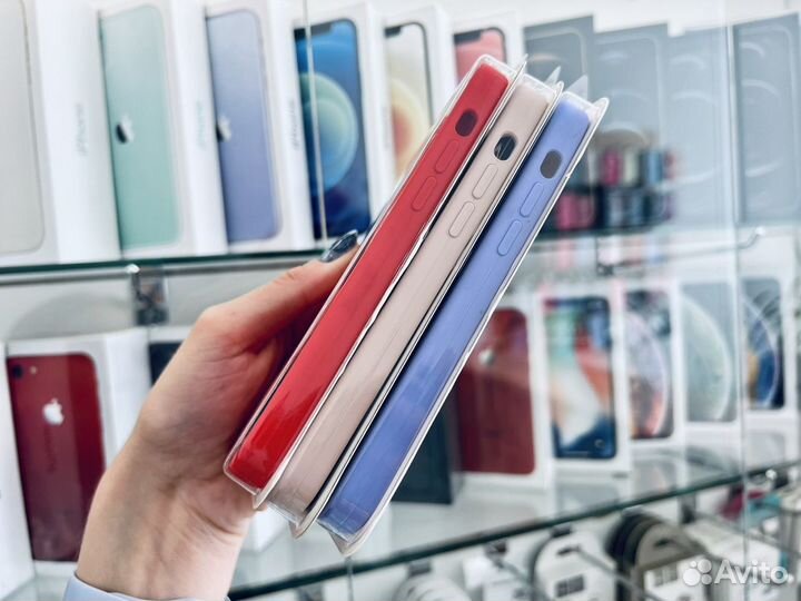 Чехол с яблочком на iPhone 12