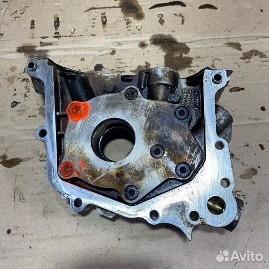 Насос масляный Ford Focus DA