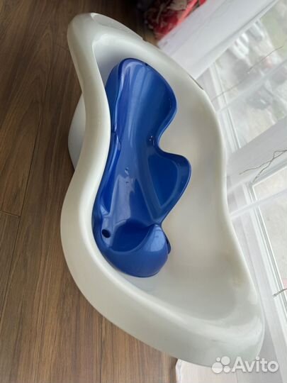 Ванночка для купания с горкой
