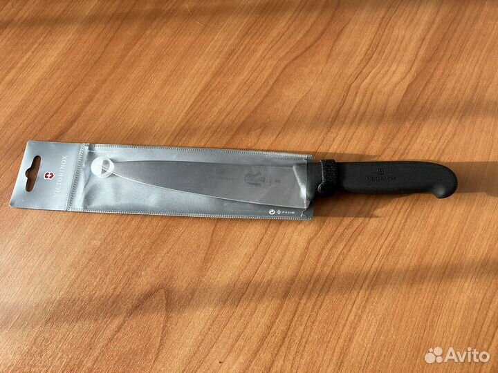 Нож кухонный Victorinox, 19 см, 5.2003.19
