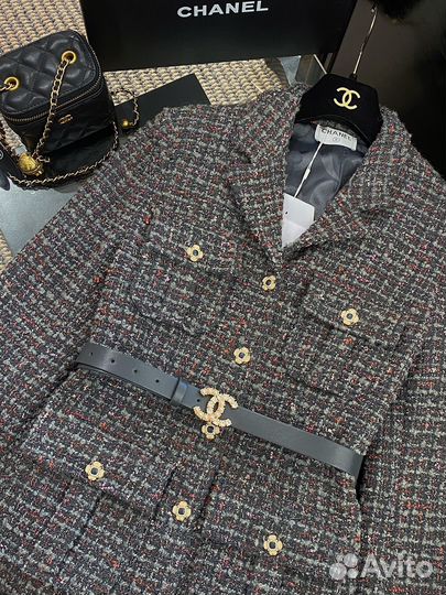 Твидовый жакет chanel