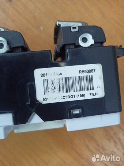 Блок управления стеклоподъемниками передний Kia