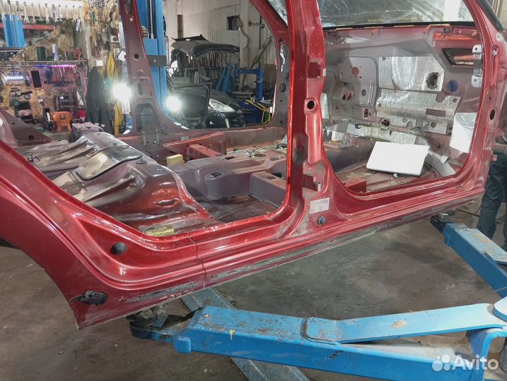 Порог со стойкой правый LADA Granta