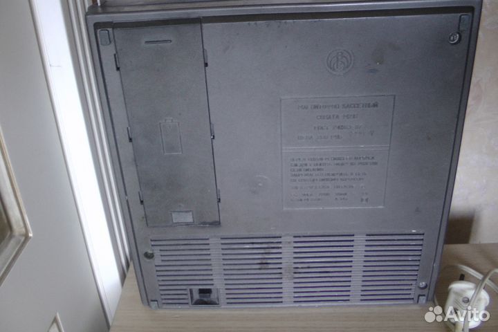 Магнитофон Соната С216 с сетевым проводом