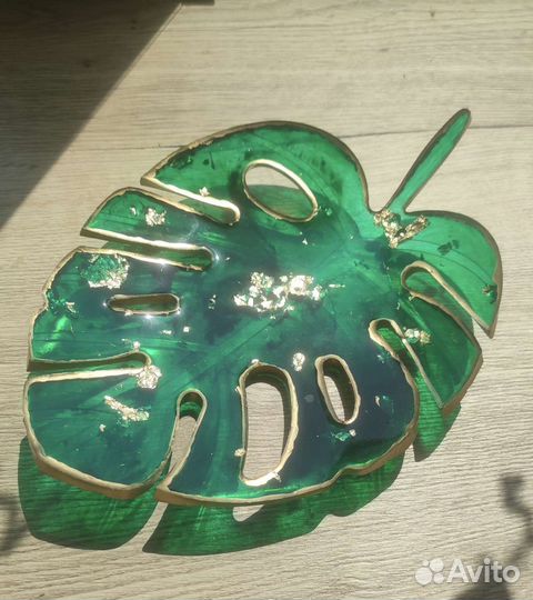 Лист Монстеры - подставка из эпоксидной смолы