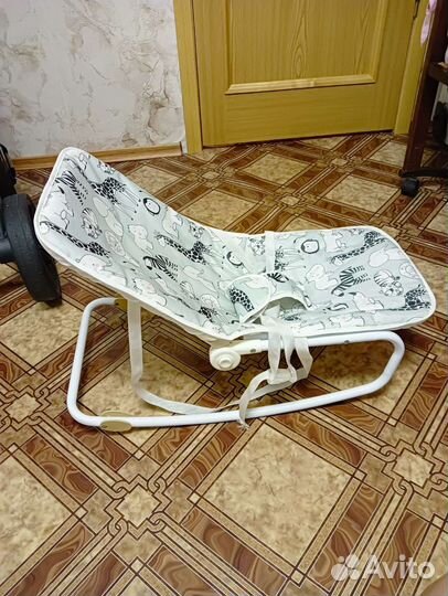 Шезлонг детский