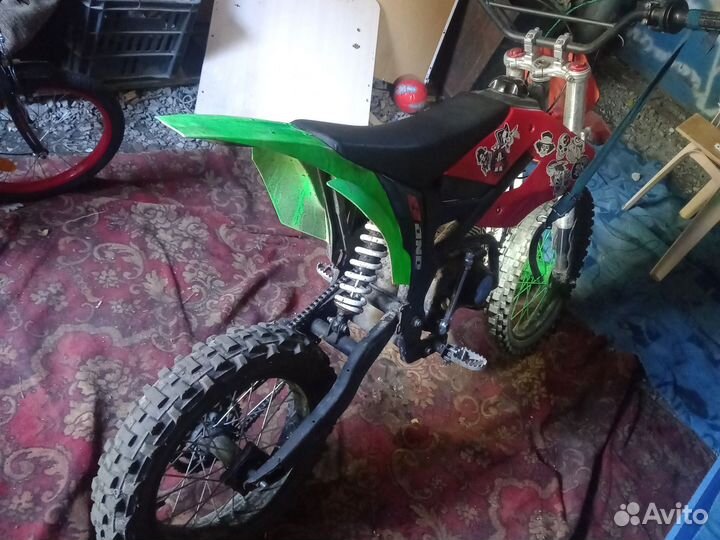 Продам пит байк венто