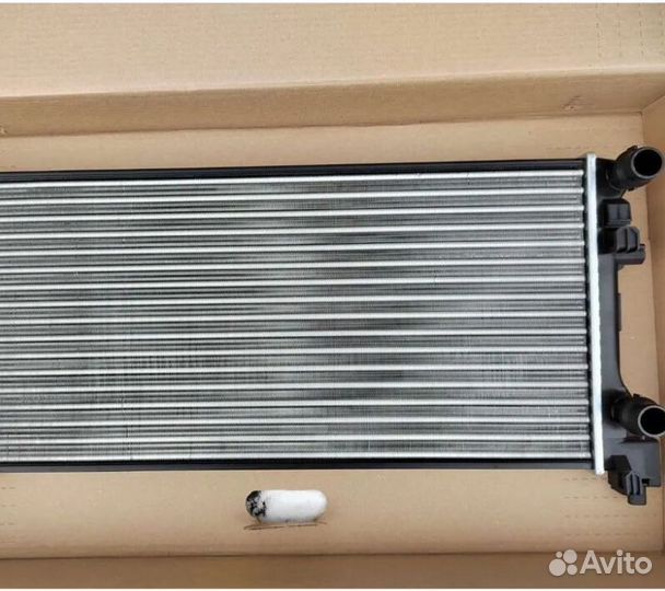 Радиатор охлаждения Skoda Octavia A7 2013-2020
