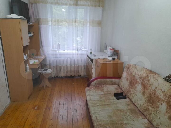 Комната 9,7 м² в 3-к., 2/2 эт.