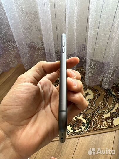 Телефон