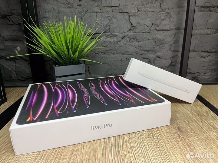 Apple iPad Pro 12.9 (2022) Wi-Fi 256gb