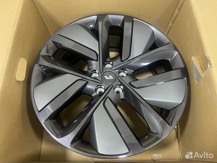 Новые оригинальные диски LiXiang Li, L7,L8, L9 R11