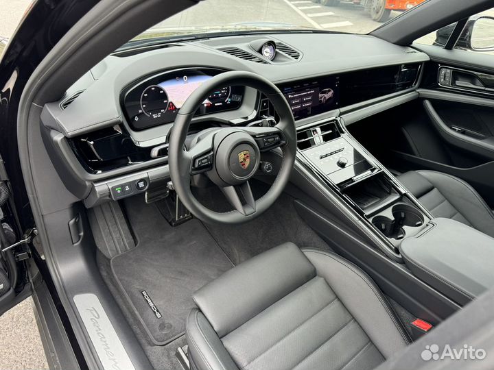 Porsche Panamera 4 2.9 AMT, 2023, 800 км