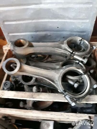 Шатуны ямз 536,есть и поршня