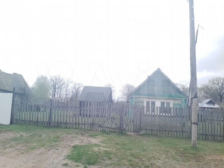 Дом 28,5 м² на участке 9 сот.