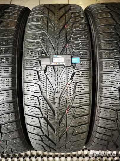 Nokian Tyres Hakkapeliitta R2 SUV 215/65 R17