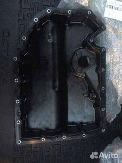 Масляный поддон Skoda Octavia A7fl 1.8