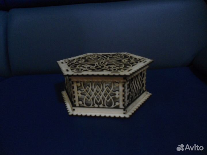 Лазерный раскрой, гравировка, изделия из оргстекла