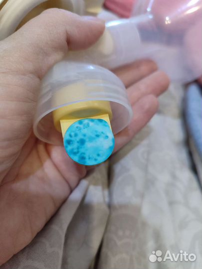 Молокоотсос medela ручной
