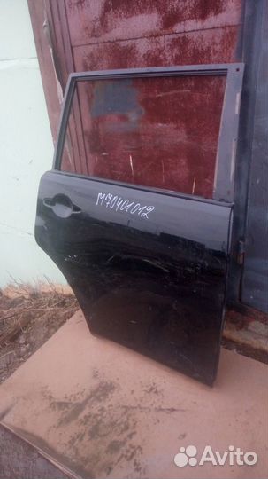 Дверь задняя правая Nissan Patrol Y62