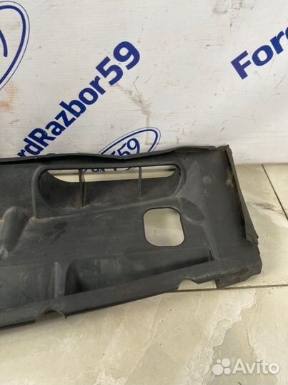 Воздухозаборник Mercedes-Benz C-Class W204