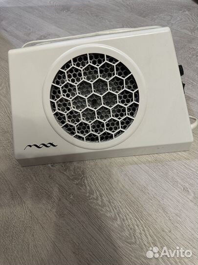 Вытяжка для маникюра