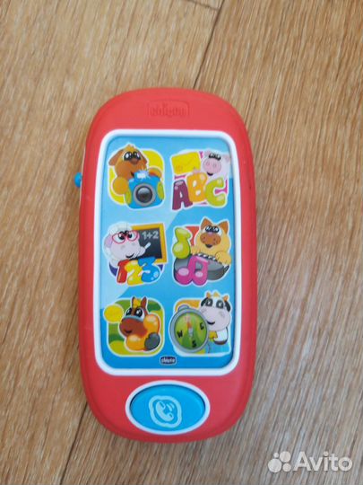 Развивающая игрушка Chicco Говорящий смартфон