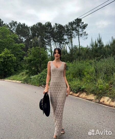 Вязаное платье макси