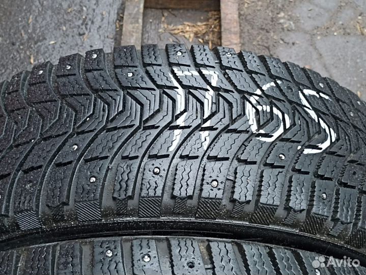 Michelin X-Ice North 3 205/55 R16 94T