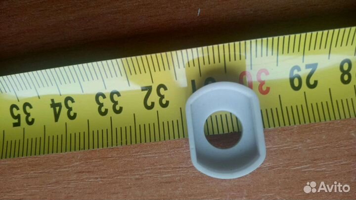 Изолятор бериллиевый 1991г