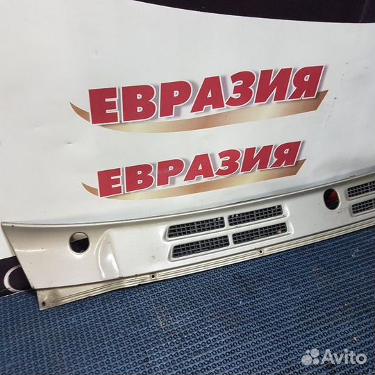 Жабо Mitsubishi Pajero V45W 6J72 1994