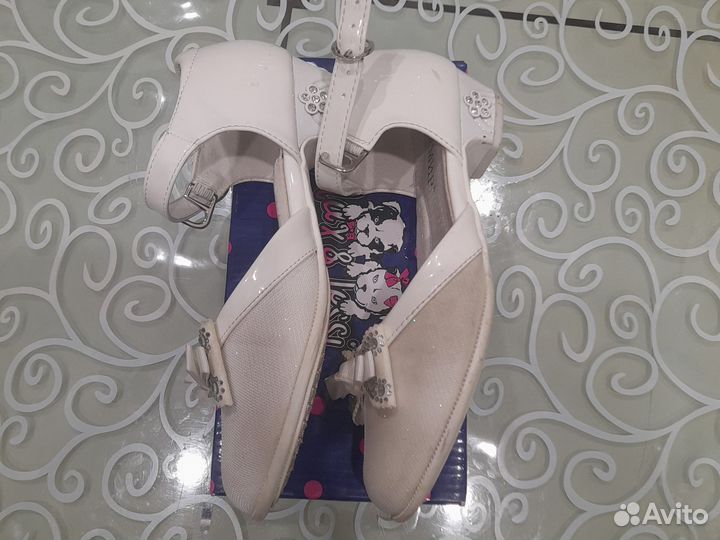 Туфли для девочки 31 размер белые