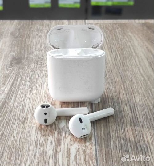 Беспроводные наушники Apple AirPods 2