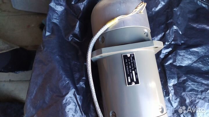 Электродвигатель пяр-90 ухл4 27вv 90W 5,6A 3000