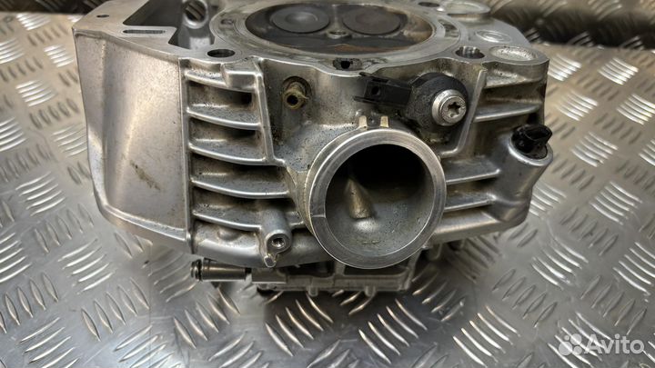 Головка блока цилиндров серебристая П R1250 BMW
