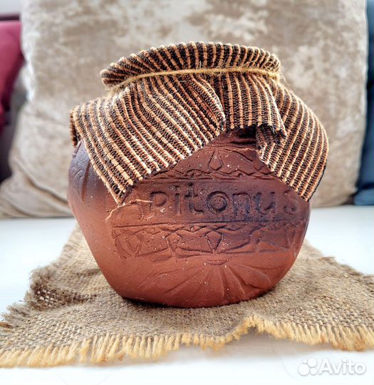 Горшочек глиняный
