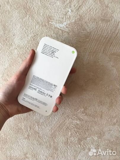 Чехол на iPhone 12